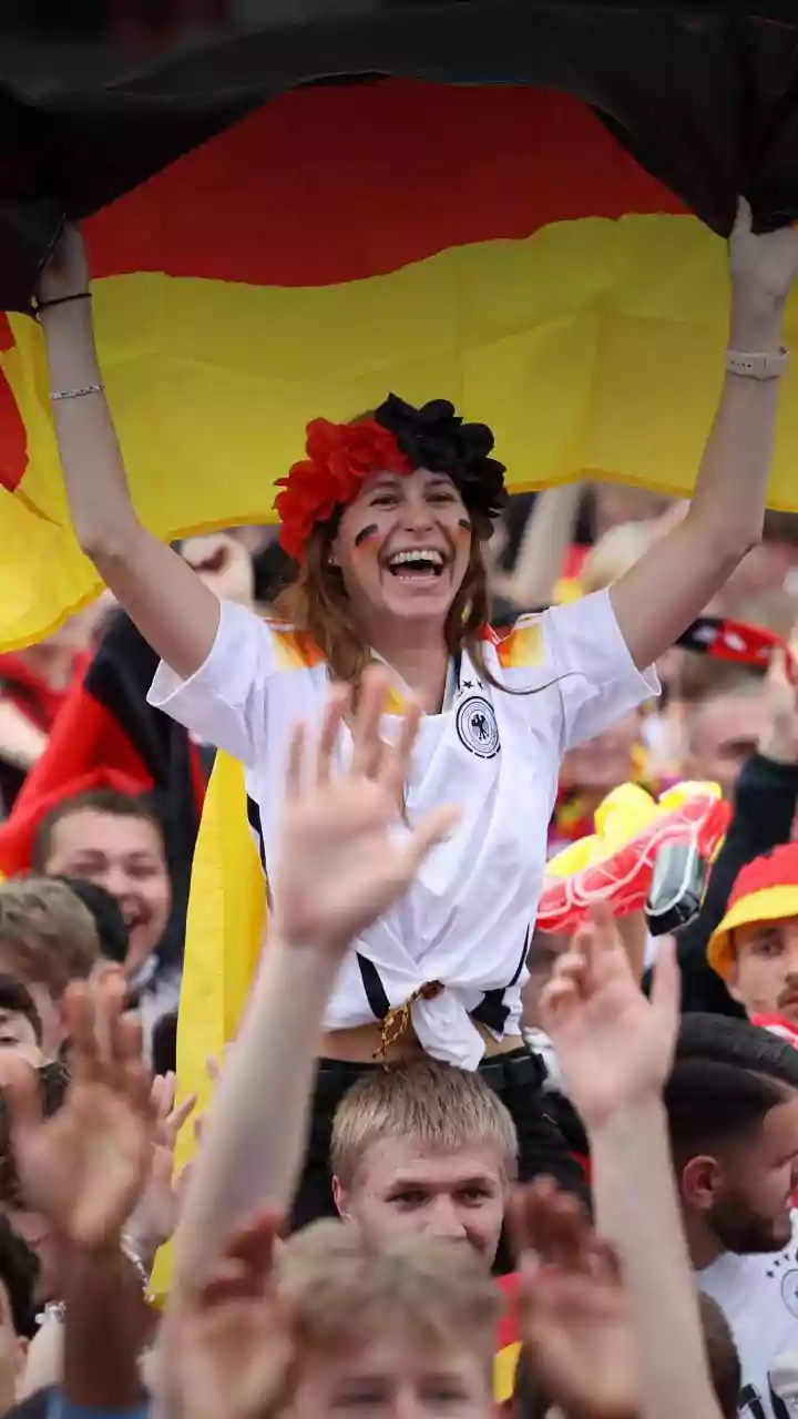 Why fans paint their faces during the FIFA World Cup