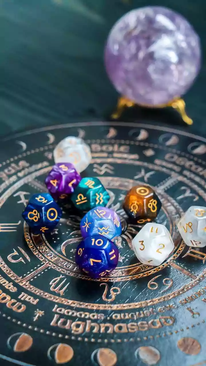 Unveiling the Mysterious World of Tarot Cards