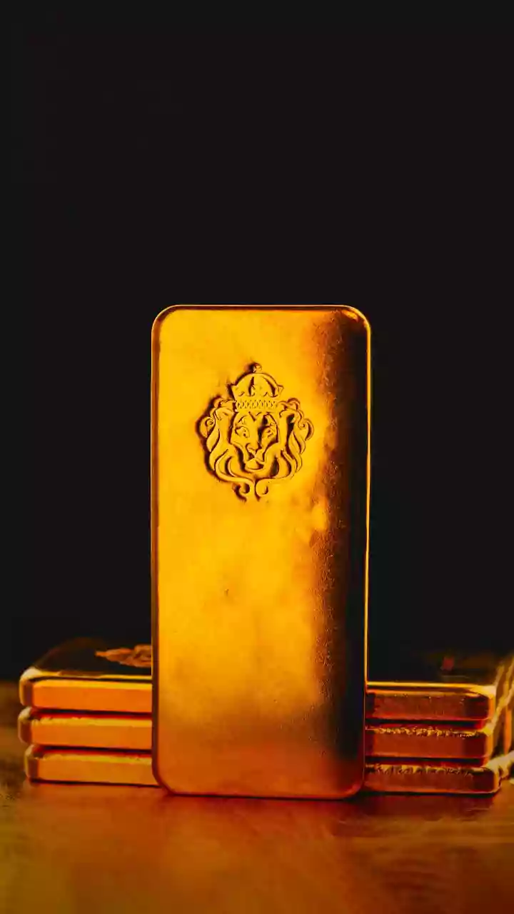 BJP asks Sonia Gandhi to clarify meeting with prime accused in Sabarimala gold loss case