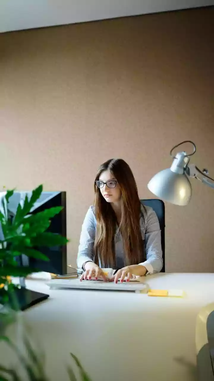 Workplace Survival Hacks: How Entry-Level Workers Clear Job Probation
