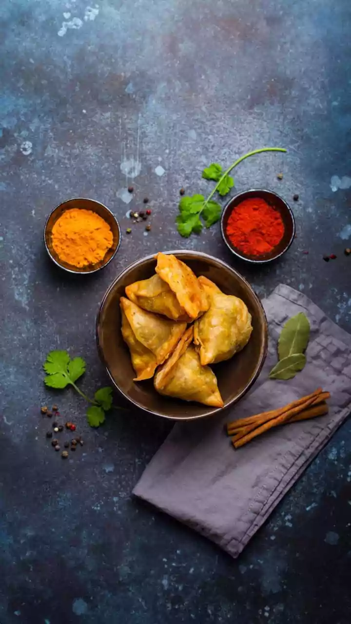 Indore Food Corner: Top 10 Samosa Spots That Will Leave You Drooling