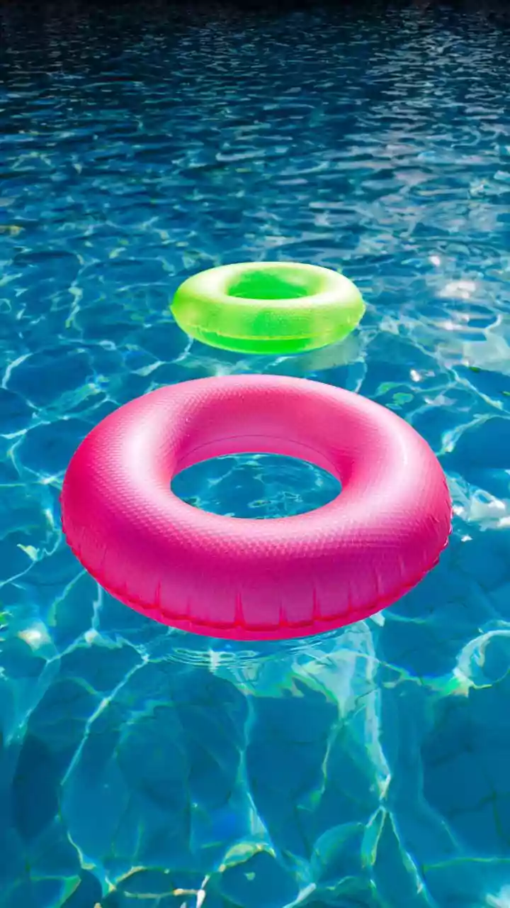 Waterproof Speakers for Poolside Fun: A Dive-In Guide