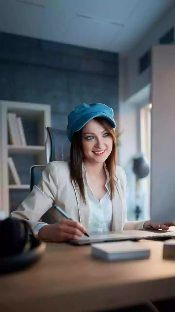 Job Seekers Adopt AI Writing Assistants To Improve Resume Tone For Global Hire