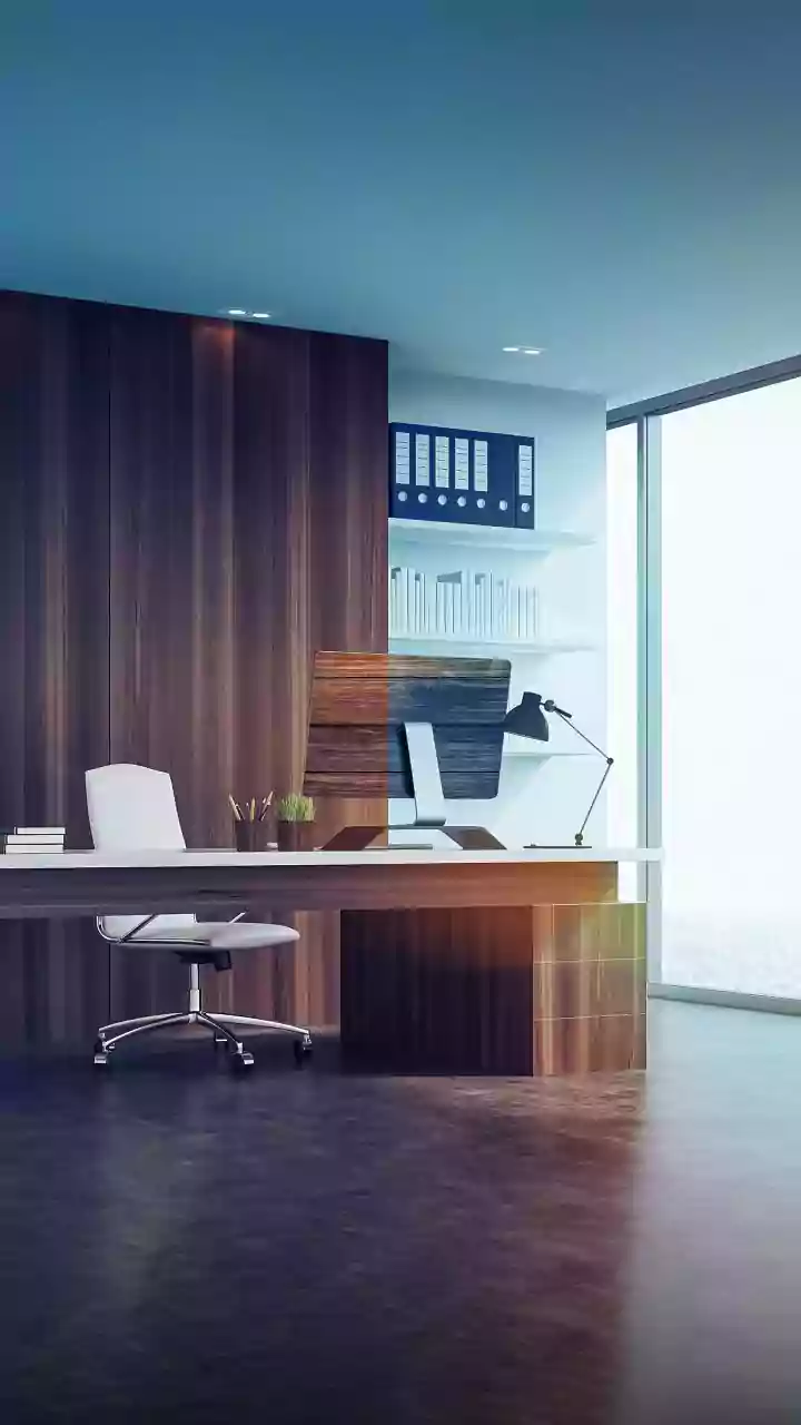 Job Hugging: Why Indian Employees Are Sticking Around