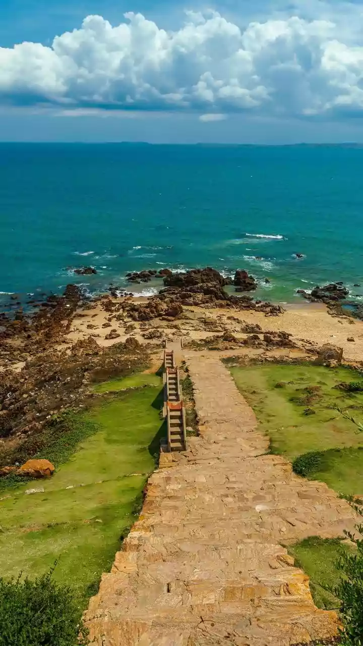 Why Smart Travelers Choose Gokarna And Pondicherry In September For Cheap Staycation Rates