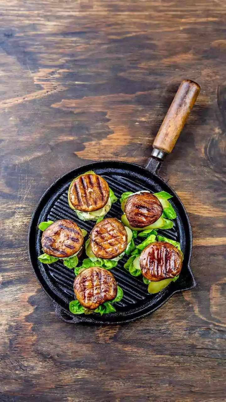 The Right Cast-Iron Pan Depends on Recipe, Weight and Maintenance