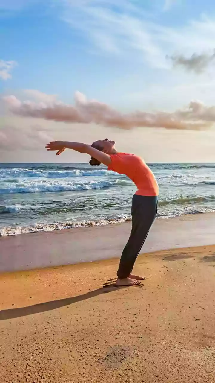 Isometric Neck Loading Drills Help Desk Workers Treat Posture Induced Tension Headaches At Home