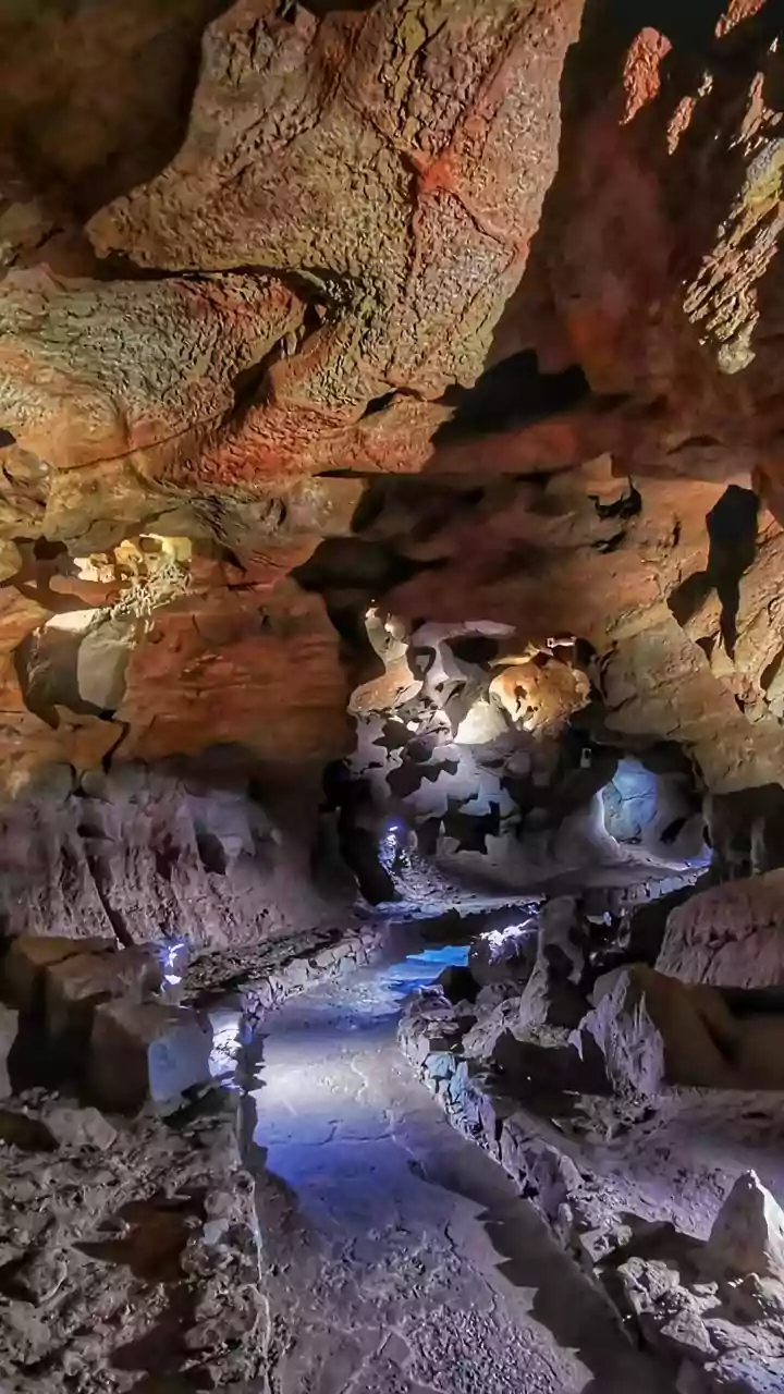 Discovery: World's oldest art record shifts cave site, 15,000 years older than previous find