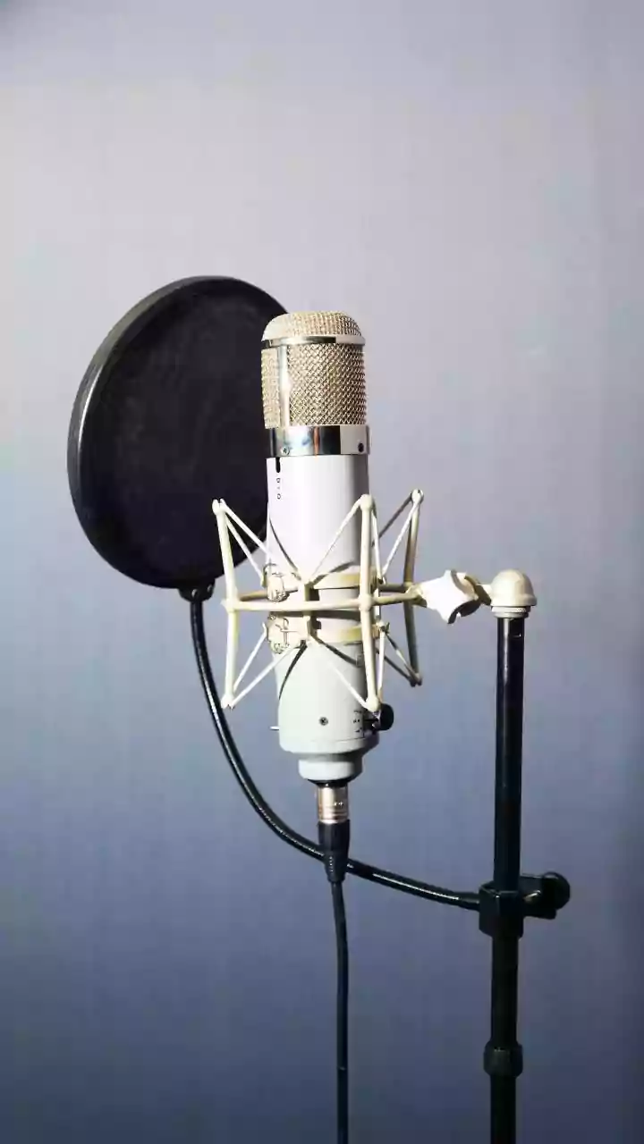 How To Transform Daily Classroom Audio Into Clean Study Cards Using AI Plugins