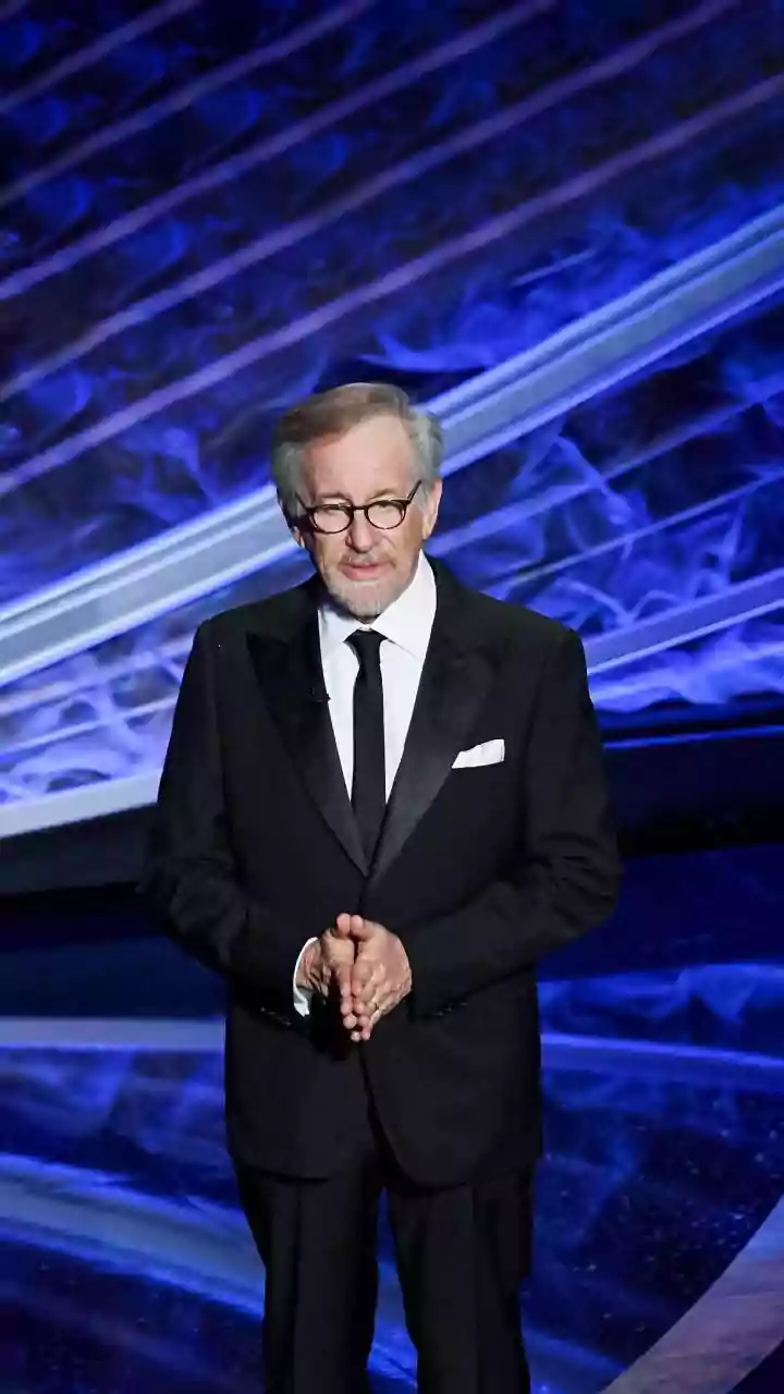Spielberg usa alienígenas para refletir sobre a humanidade em "Dia D"