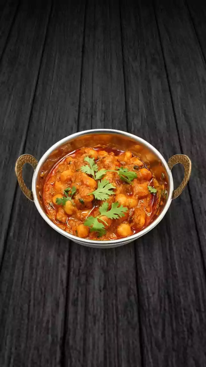 50 Incredible Indian Dishes: A Culinary Journey