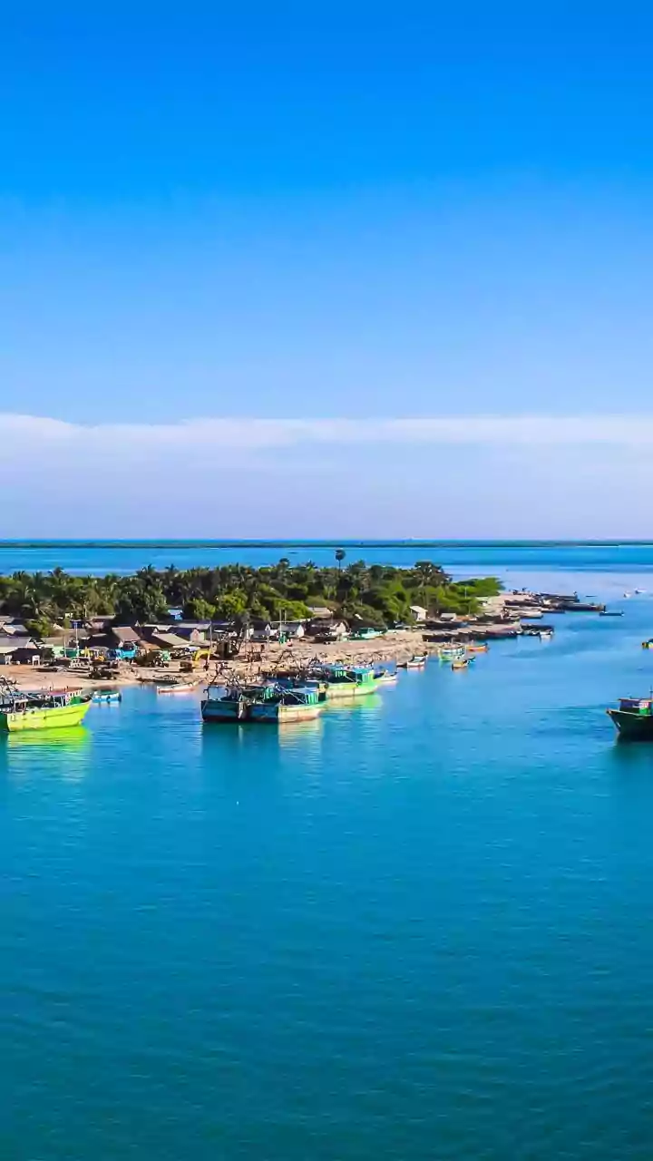 Bangladeshi Boats Intercepted In India Over Illegal Fishing, Dhaka Frames Incident As 'Harassment'