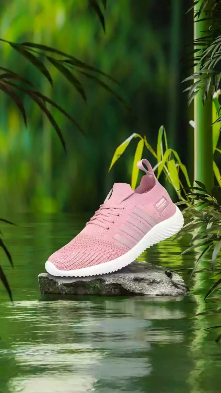 The 2026 Monsoon-Footwear Shift: How to Think About Footwear That Suits Monsoon Travel