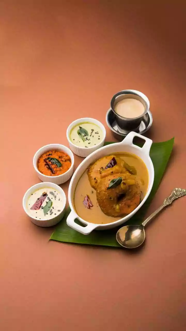 Bengaluru's Culinary Chronology: 10 Legendary Eateries Unveiling City's Gastronomic Past