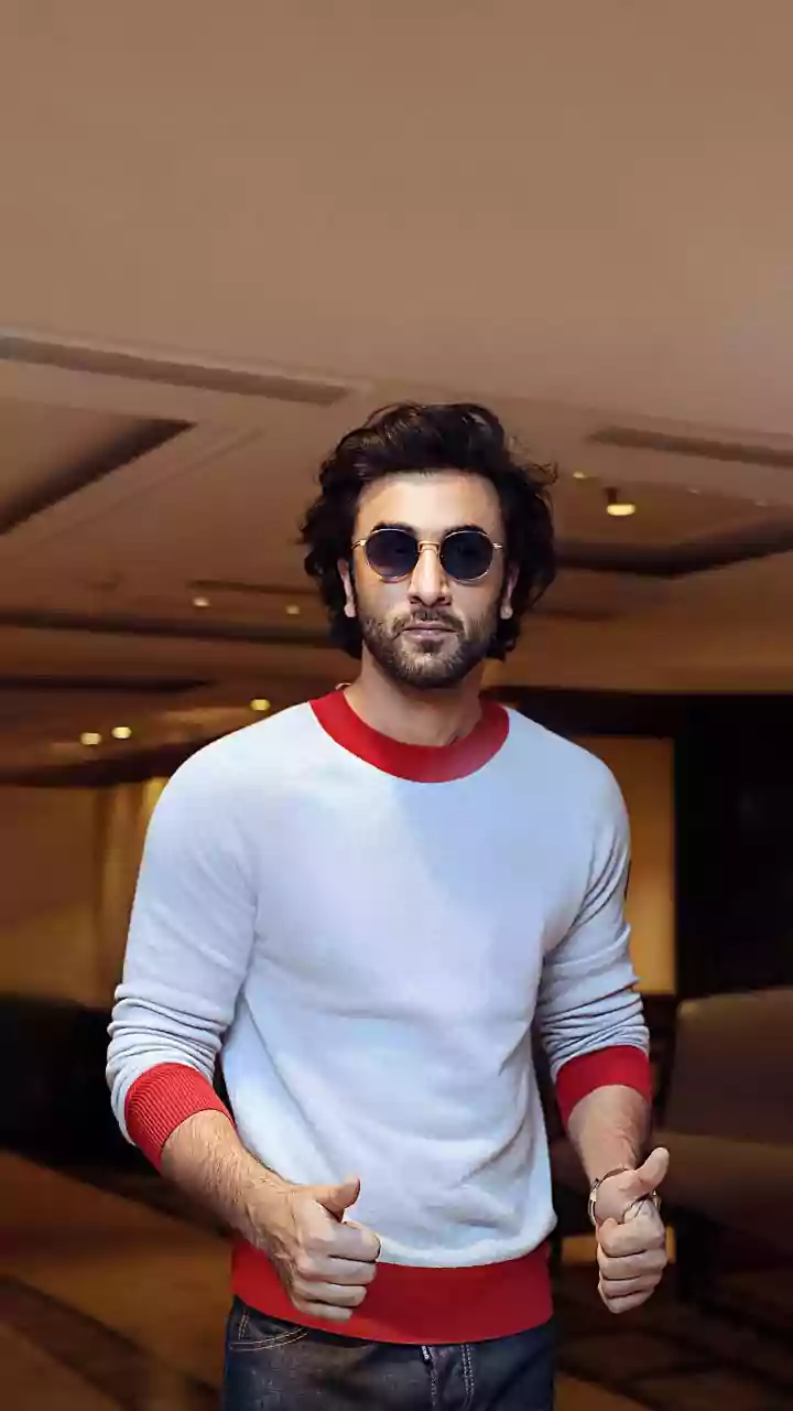 'Ranbir Kapoor Doesn't Like To Look Like A Beast', Says Trainer: 'You Call Him Khandaani For A Reason'