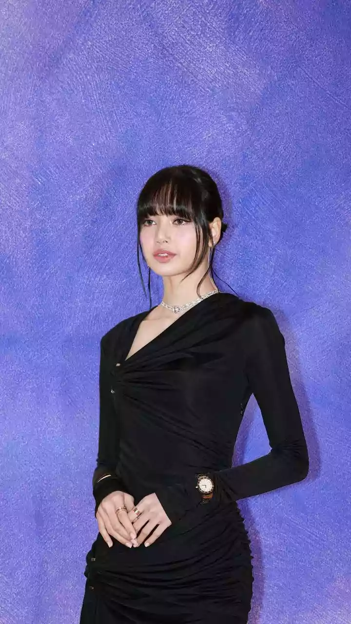 BLACKPINK Lisa Dating Thai Actor Blue Pongtiwat? What We Know