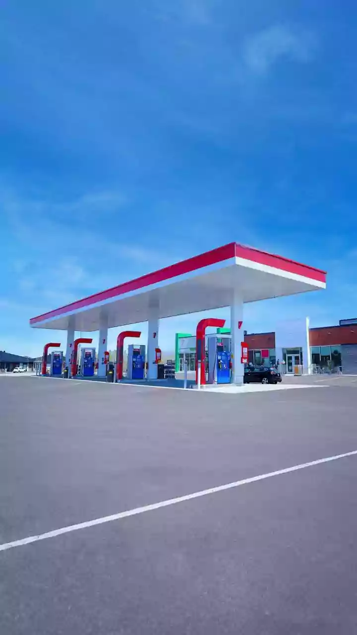 Fuel prices hold steady across India on January 29