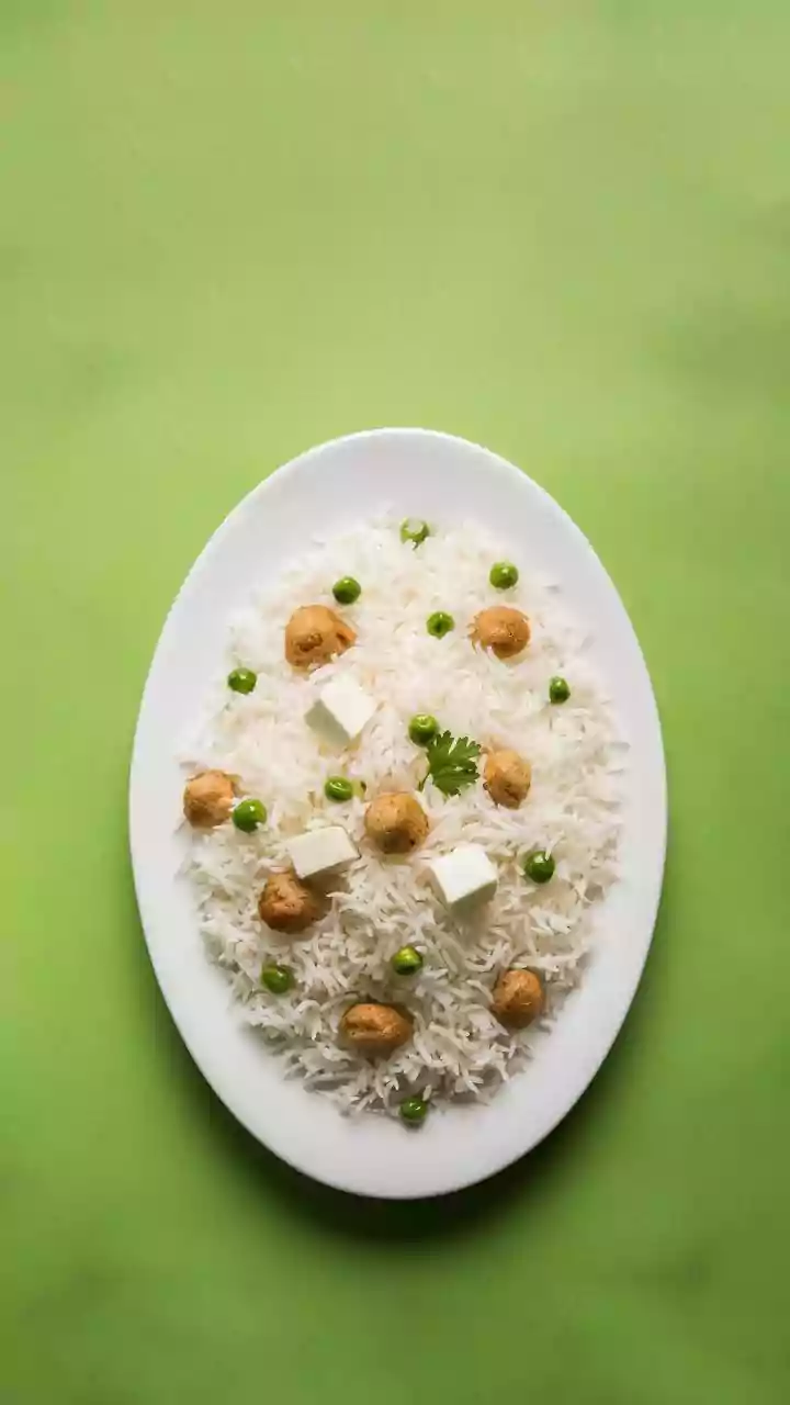Uttar Pradesh's Signature Dish List: 208 Vegetarian Delights Spark Culinary Debate