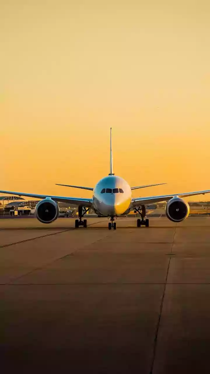 WestJet cabin crew go on strike, over 300 flights canceled