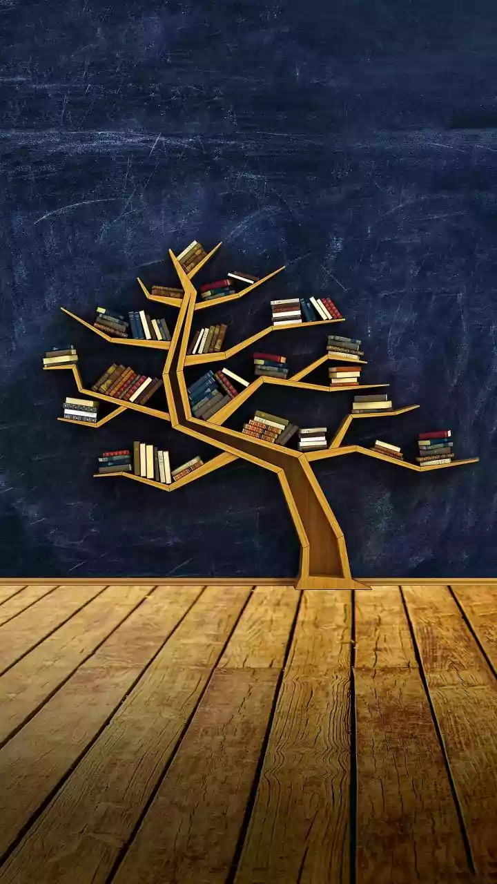 A Reference Shelf Should Be Designed for Returning, Not Finishing
