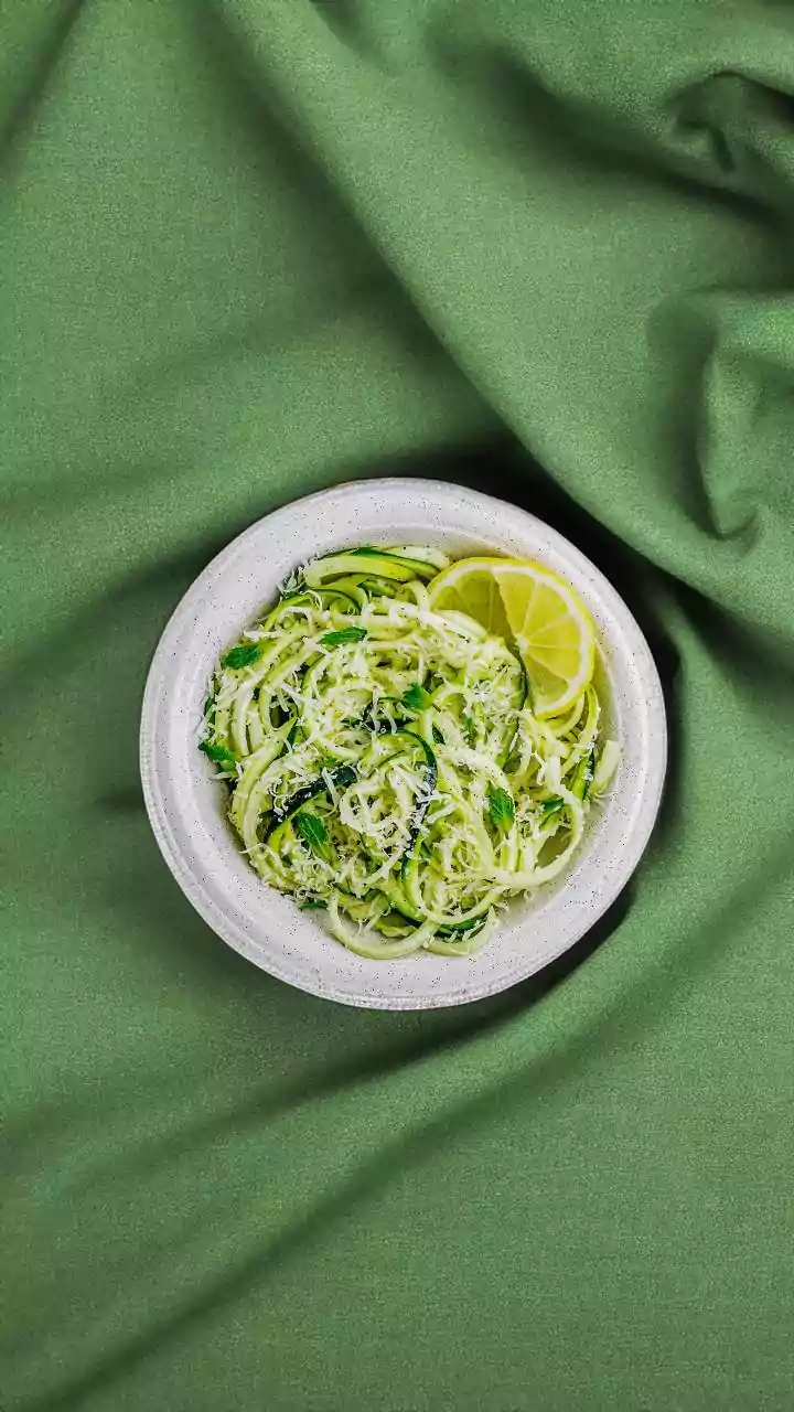 Viral 'Loodles': Delicious Bottle Gourd Noodles Revolutionize Healthy Eating