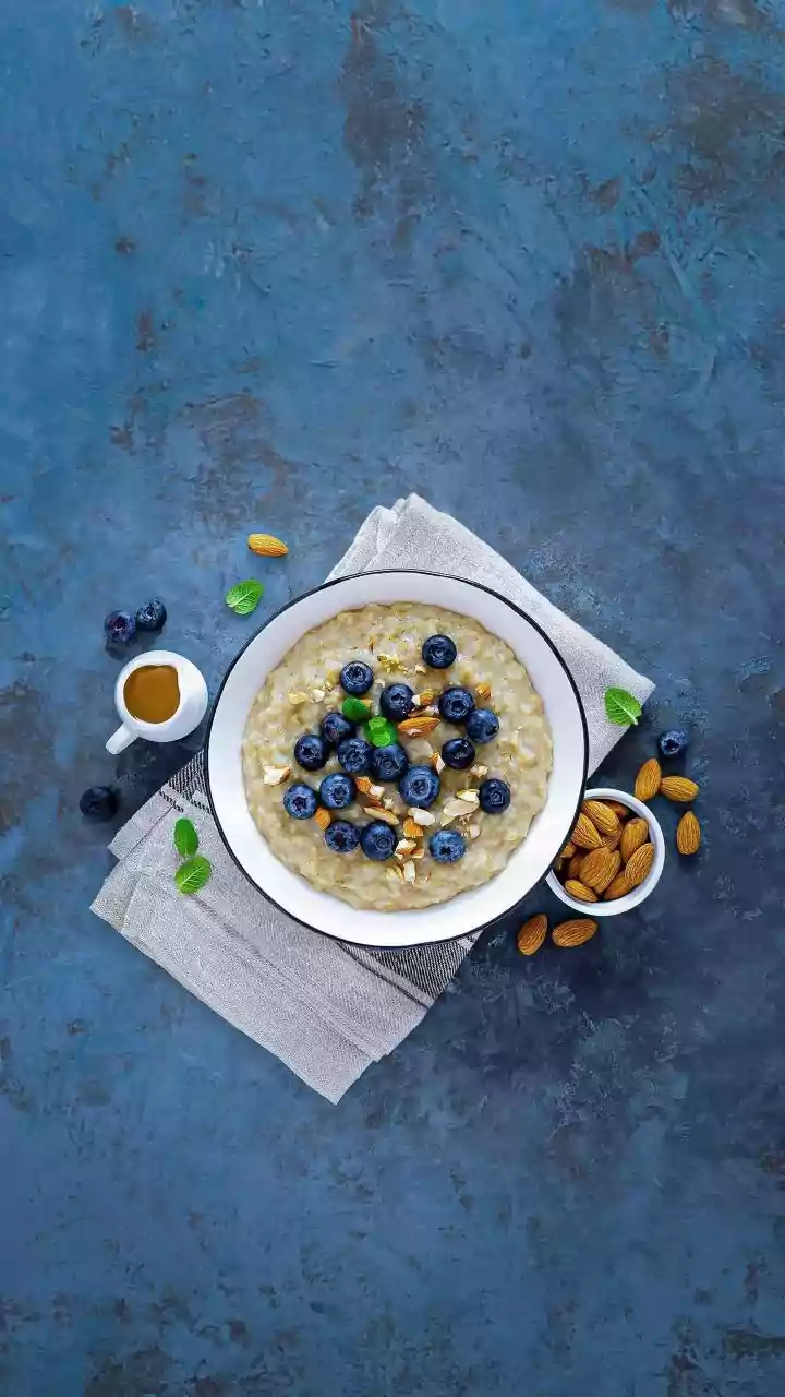 Why High-Protein Vegetarian Breakfasts Like Oats Chilla Prevent Late Morning Energy Slumps Today