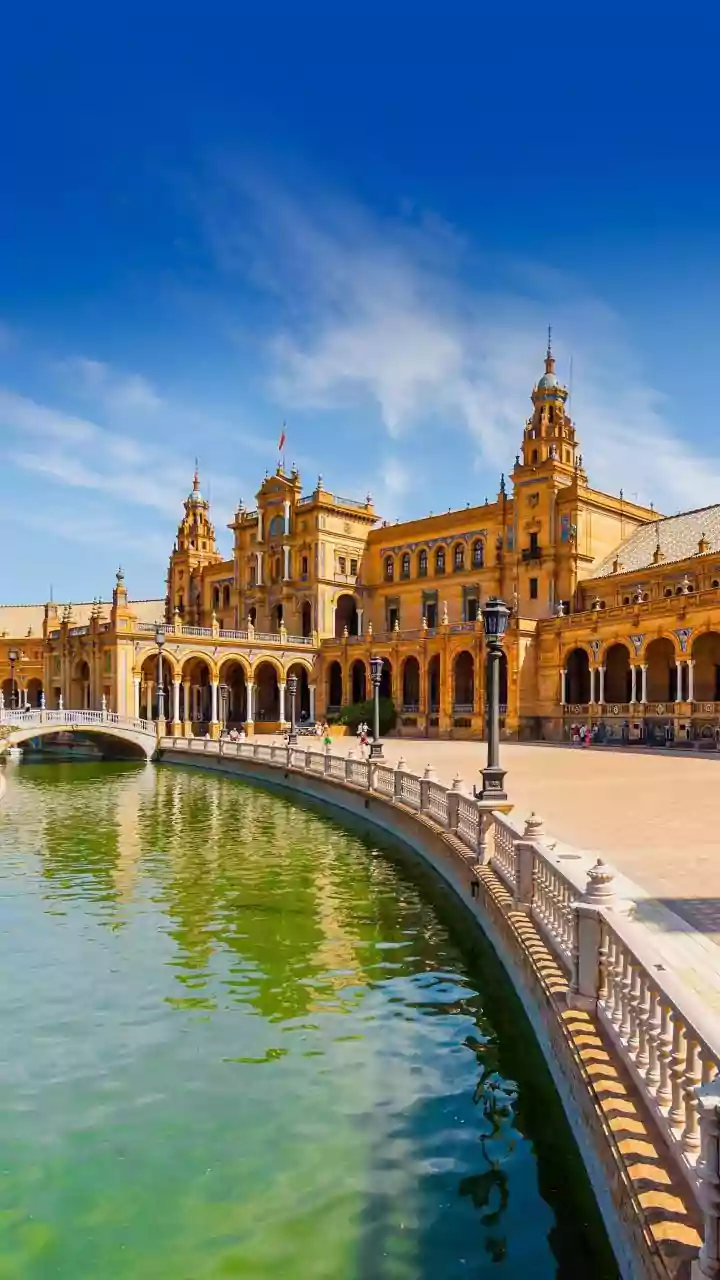 Overrated Spain tourist spots you can safely skip