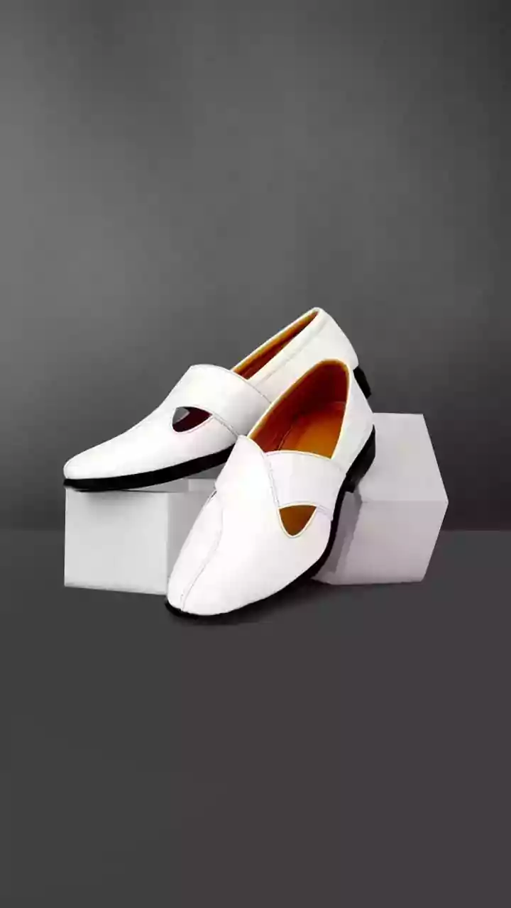 The Styling Question Around Fashion's 2026 Shift Away from High Heels: Flats Remaining Central to Current Style