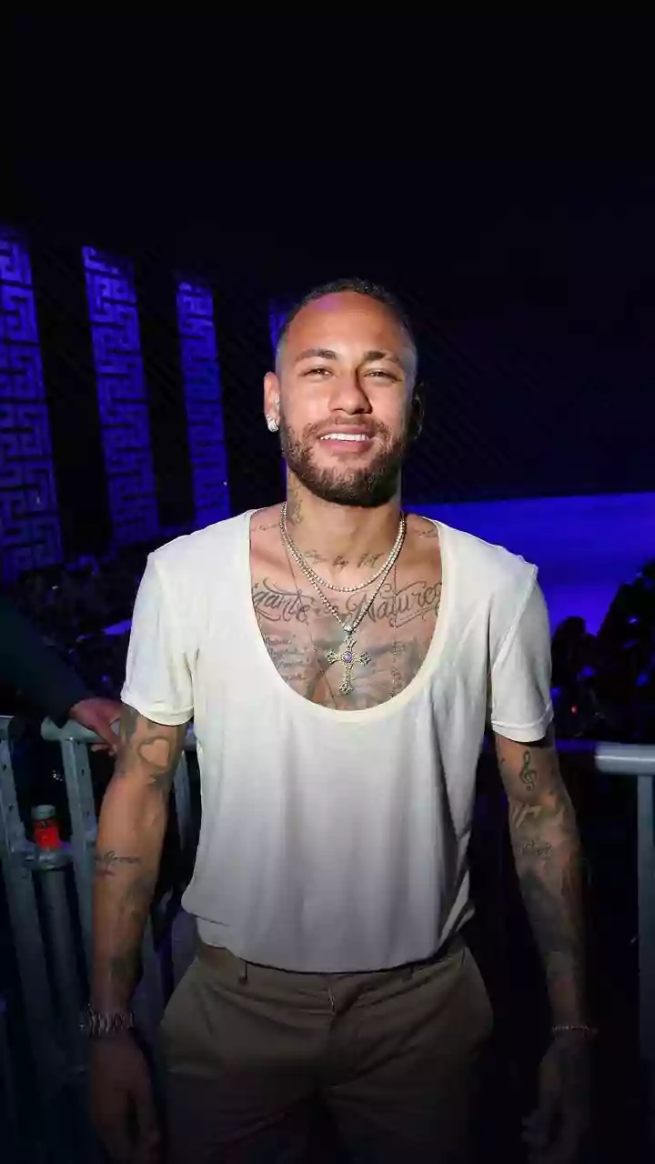 Neymar rebate Neto após críticas e dispara nas redes sociais
