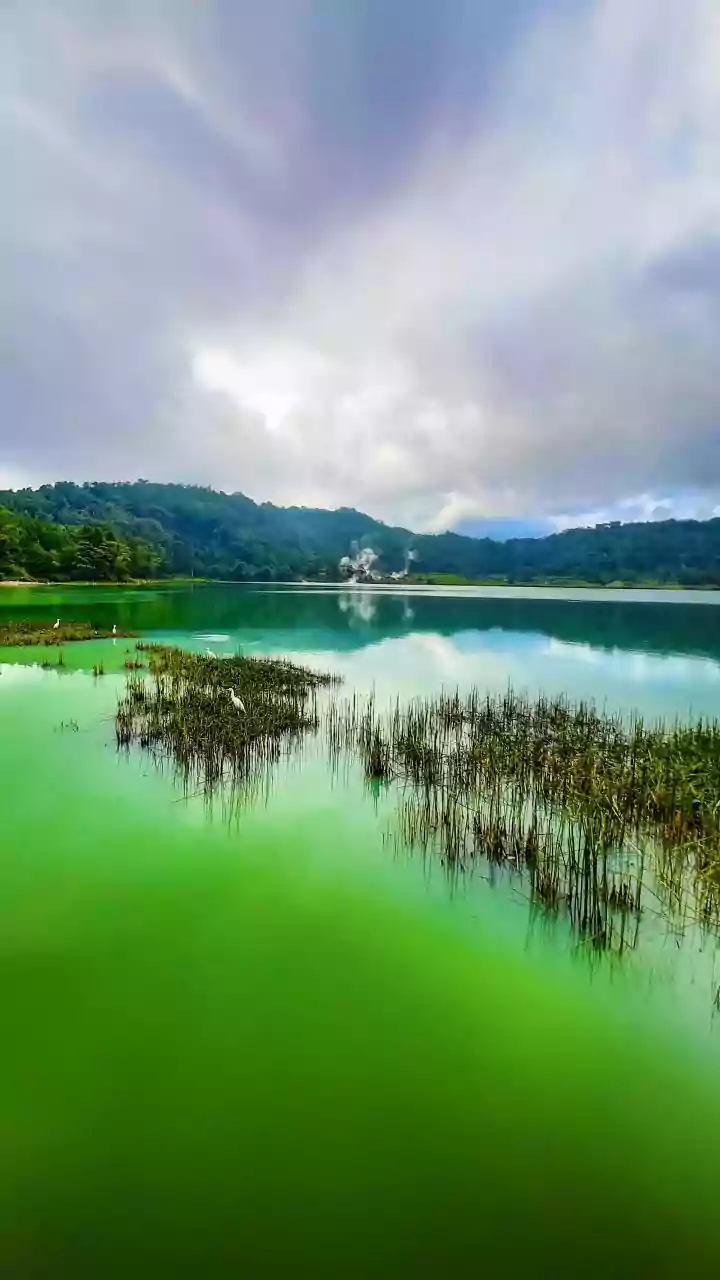 Lonar Lake: Maharashtra's Ethereal Meteor Crater That Paints Itself