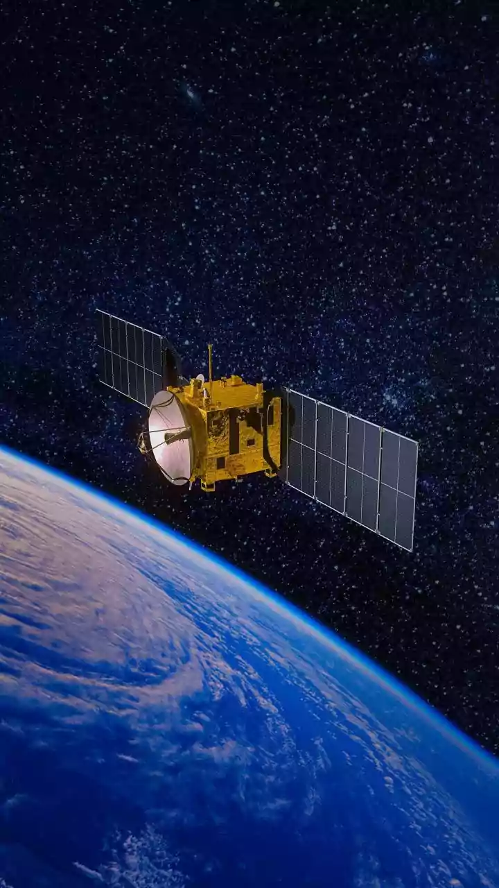 Mudança invisível: polo magnético da Terra se desloca e obriga satélites a recalcular rotas