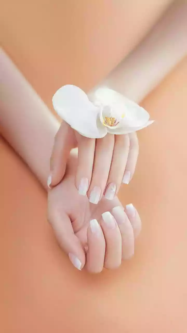 Kuku yang Sehat: Ciri-Ciri Hingga Cara Merawatnya