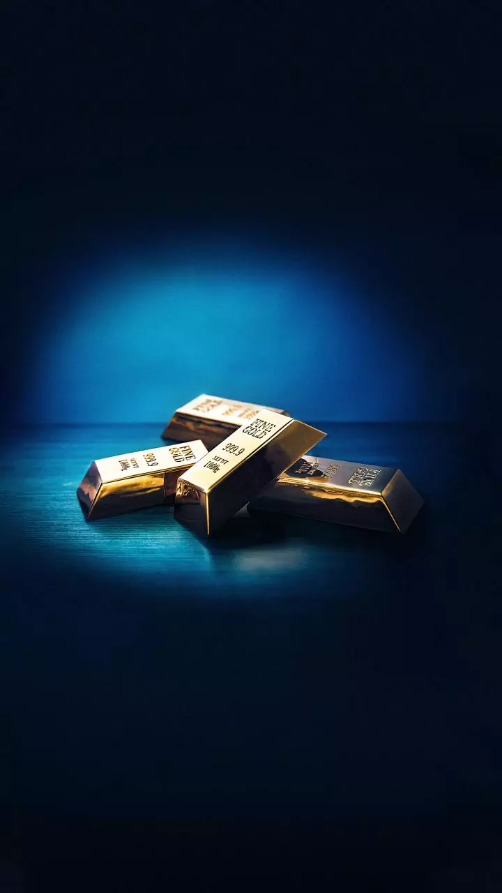 MCX launches options contracts on Bullion Index to deepen commodity markets