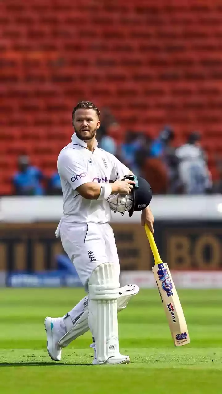 WATCH: Drunk Video of England batter Ben Duckett goes viral
