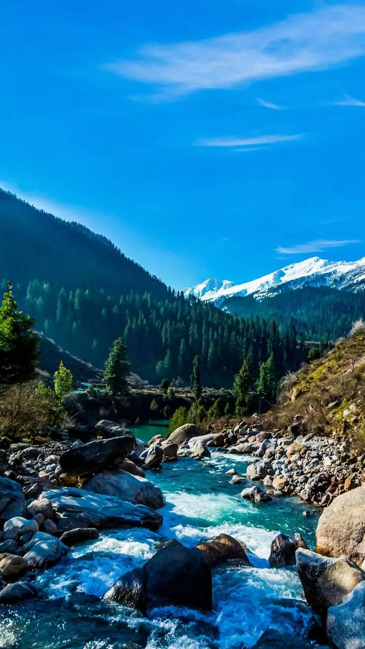 Avalanche warning issued for vulnerable areas in J-K's Ganderbal