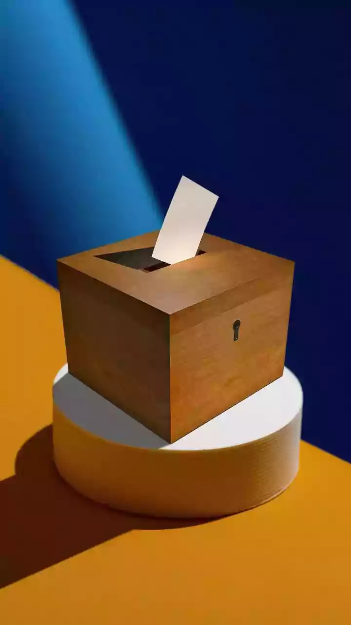 Kolkata Police constable suspended for influencing electors during postal voting