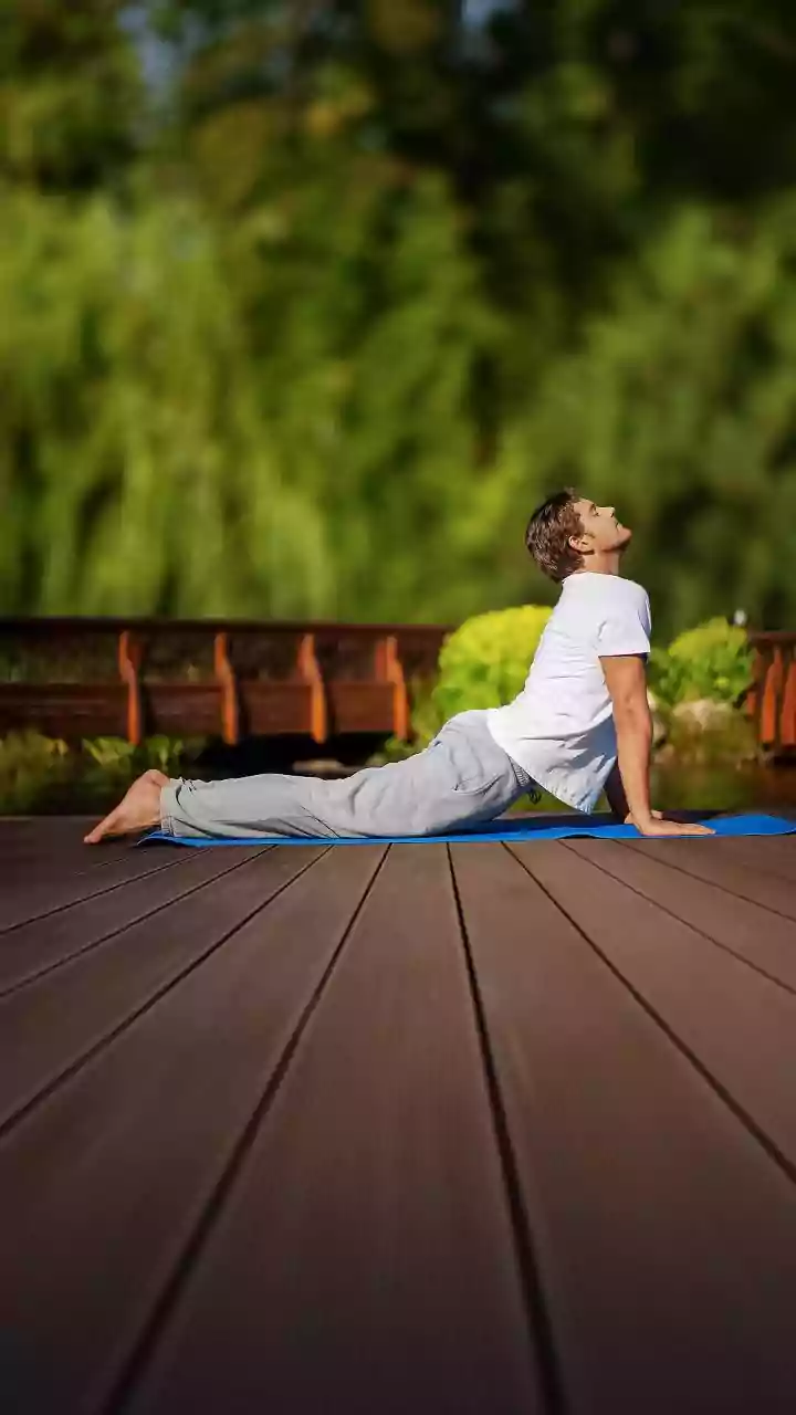 Morning vs. Evening Yoga: Unlocking Your Body's Rhythmic Potential for Peak Practice