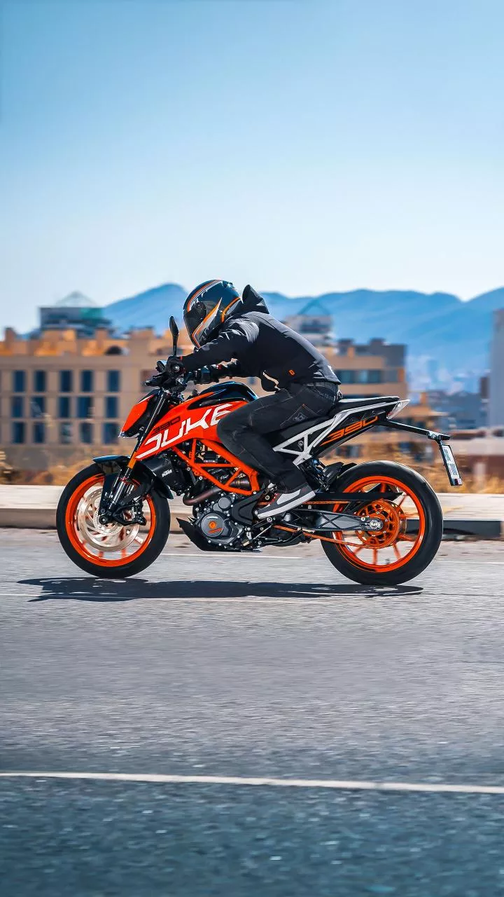 New KTM 350cc Bikes Coming In April; Does The 390 Duke Stay?