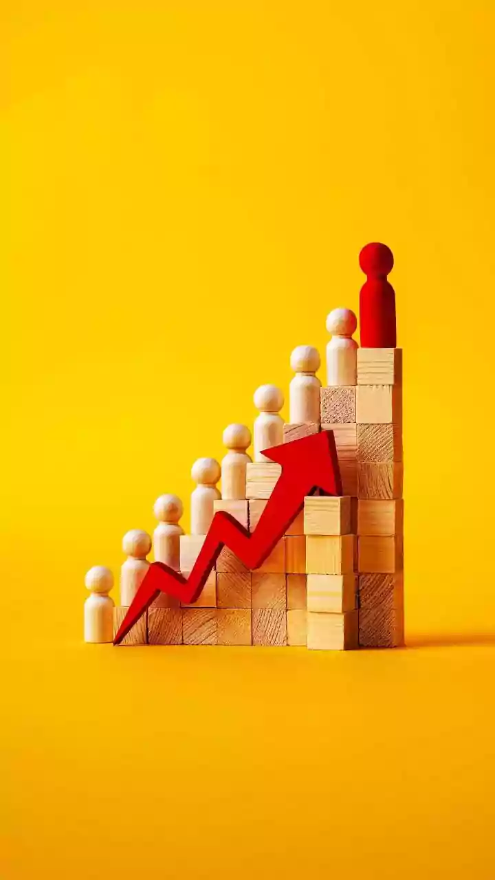 India’s Economy Seen Growing At 7.5% With Cooling Inflation, Says Axis Bank’s Neelkanth Mishra