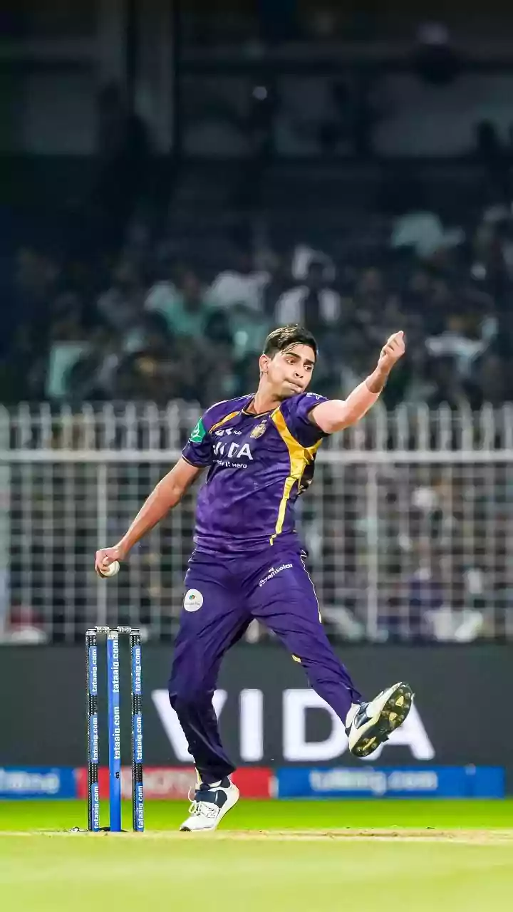 KKR's Kartik Tyagi claims his career-best IPL figures: Stats