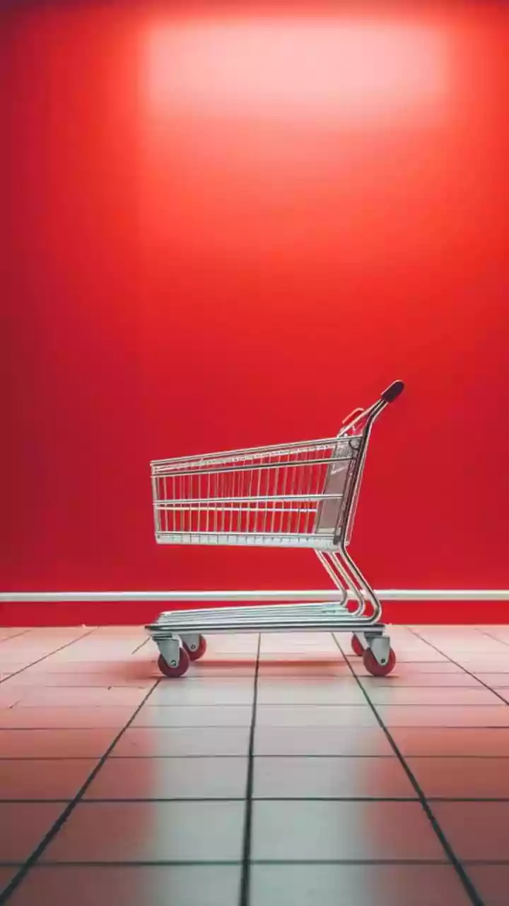How The 30-Day Pause Principle Shields Earners From Emotional Impulse Purchasing Traps