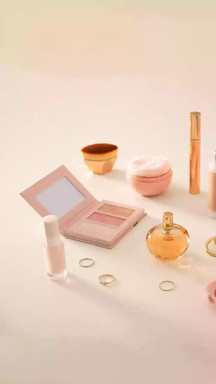 2026 Beauty Forecast: The Hottest Trends!