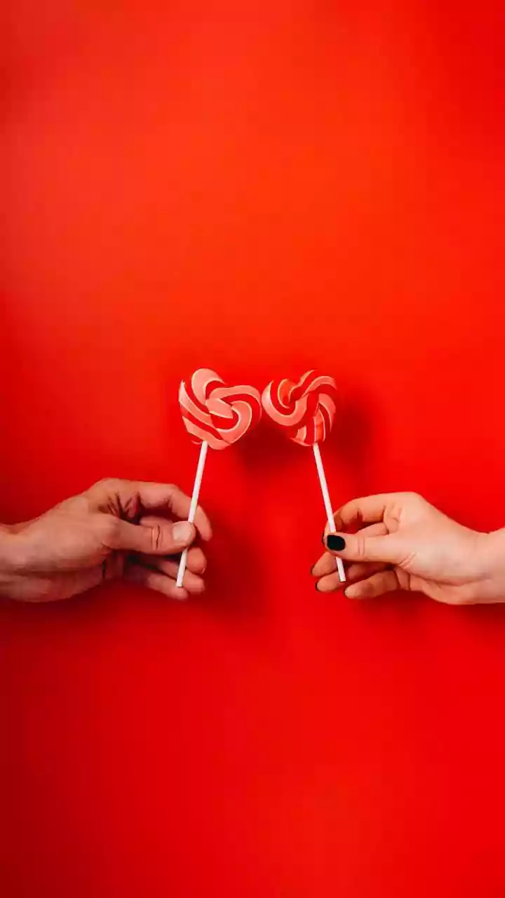 Valentine's Day 2026: Zodiac Sign-Wise Red Flags That Could Sabotage Your Relationship