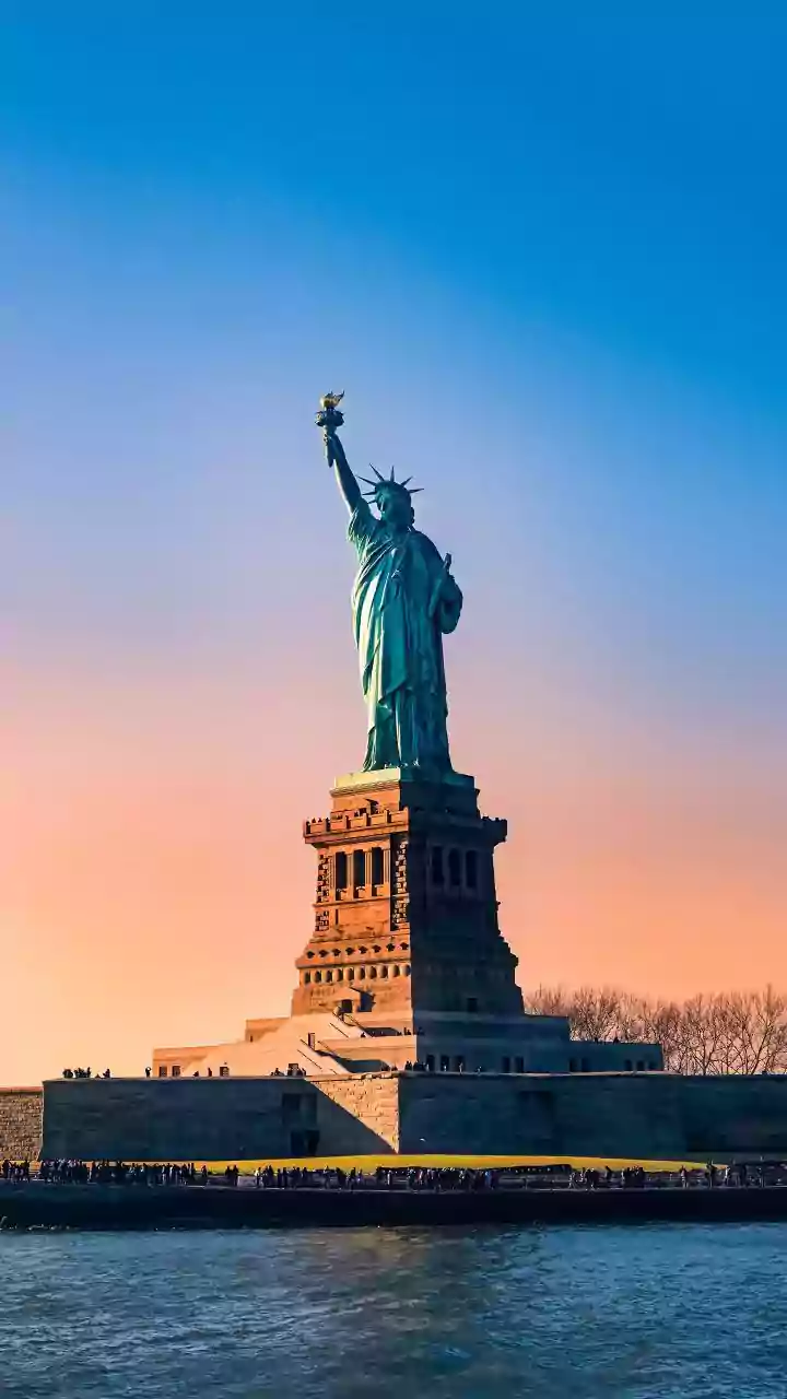 Found & Lost: Democrats Claim DOJ Deleted Trump Photo, Other Records From Released Epstein Files