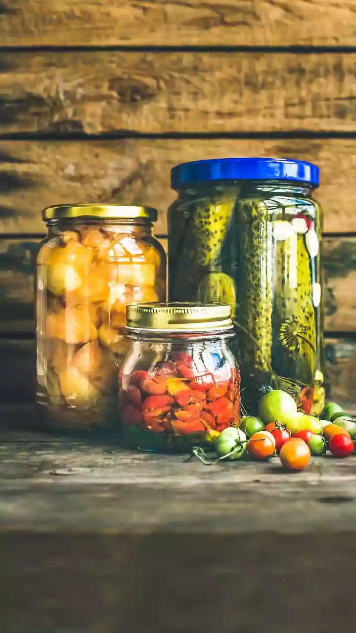 Why Natural Food Fermentation Creates Digestive Enzymes That Support Health Microflora In Gut