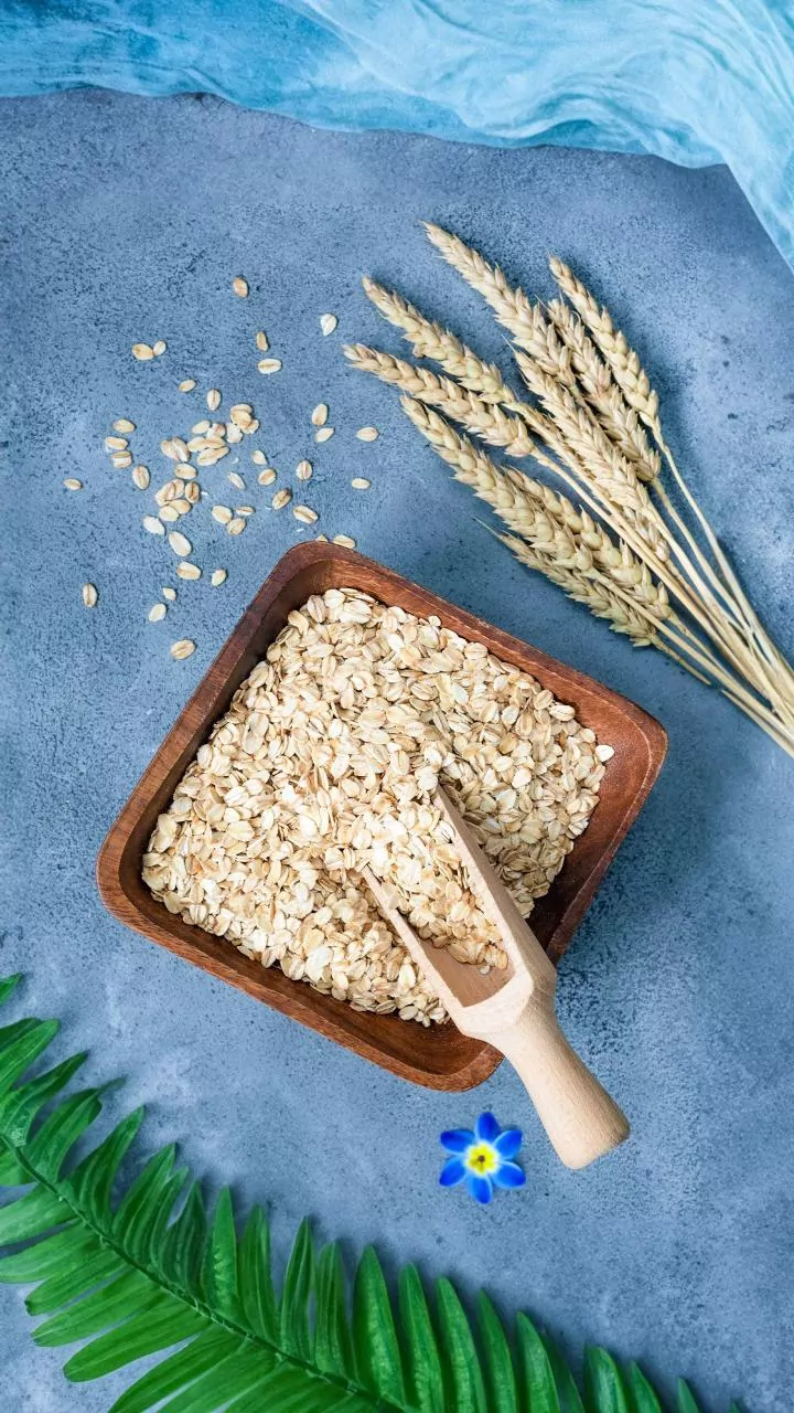 Oats vs. Rice & More: A Doctor's Take on the Mighty Grain for Health & Fitness