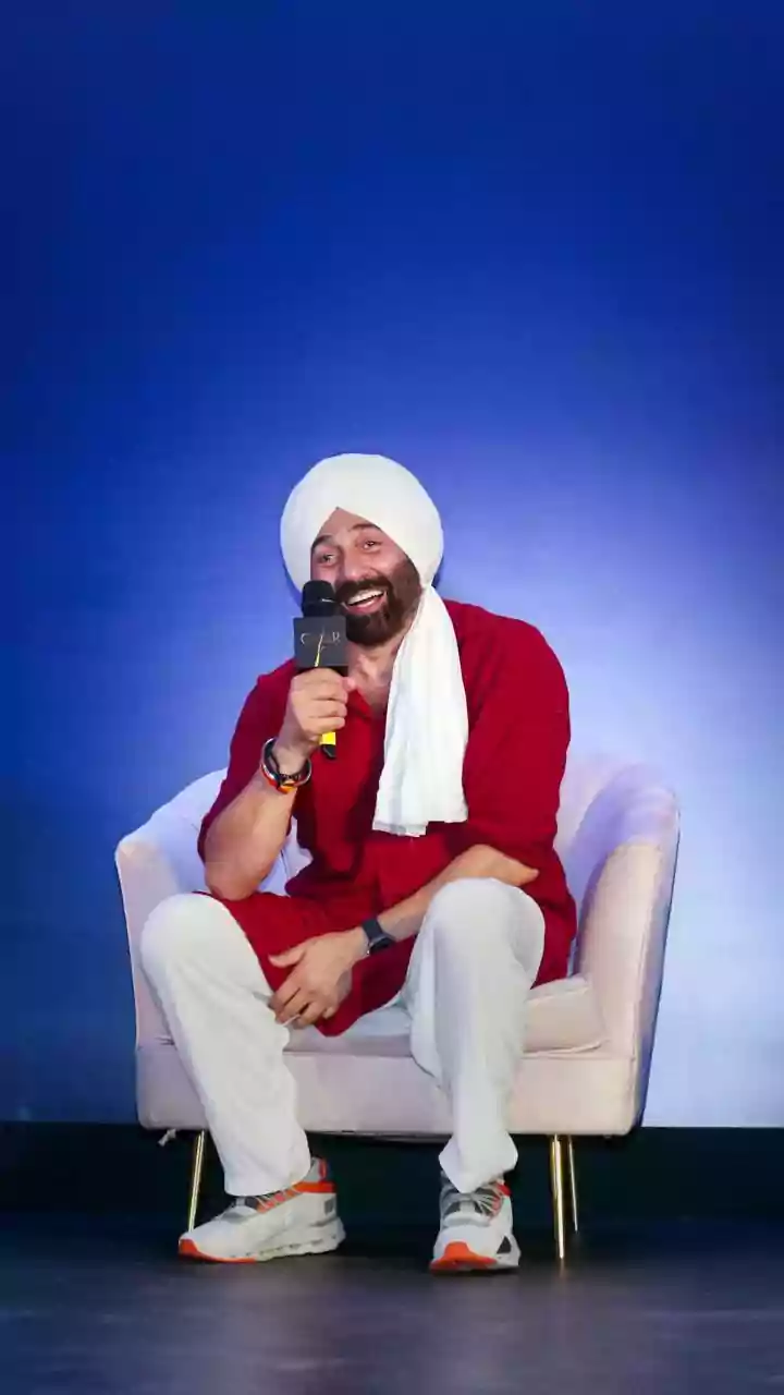 Border 2: The Legendary Track Sandese Aate Hai by Sunny Deol to Be Launched with a 'Modern Twist' On...