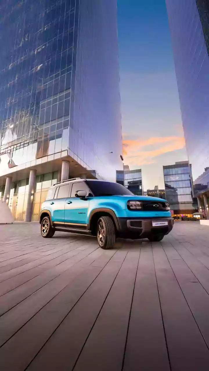 Delhi Startup's SUV Gift: A Sign of Real Appreciation?