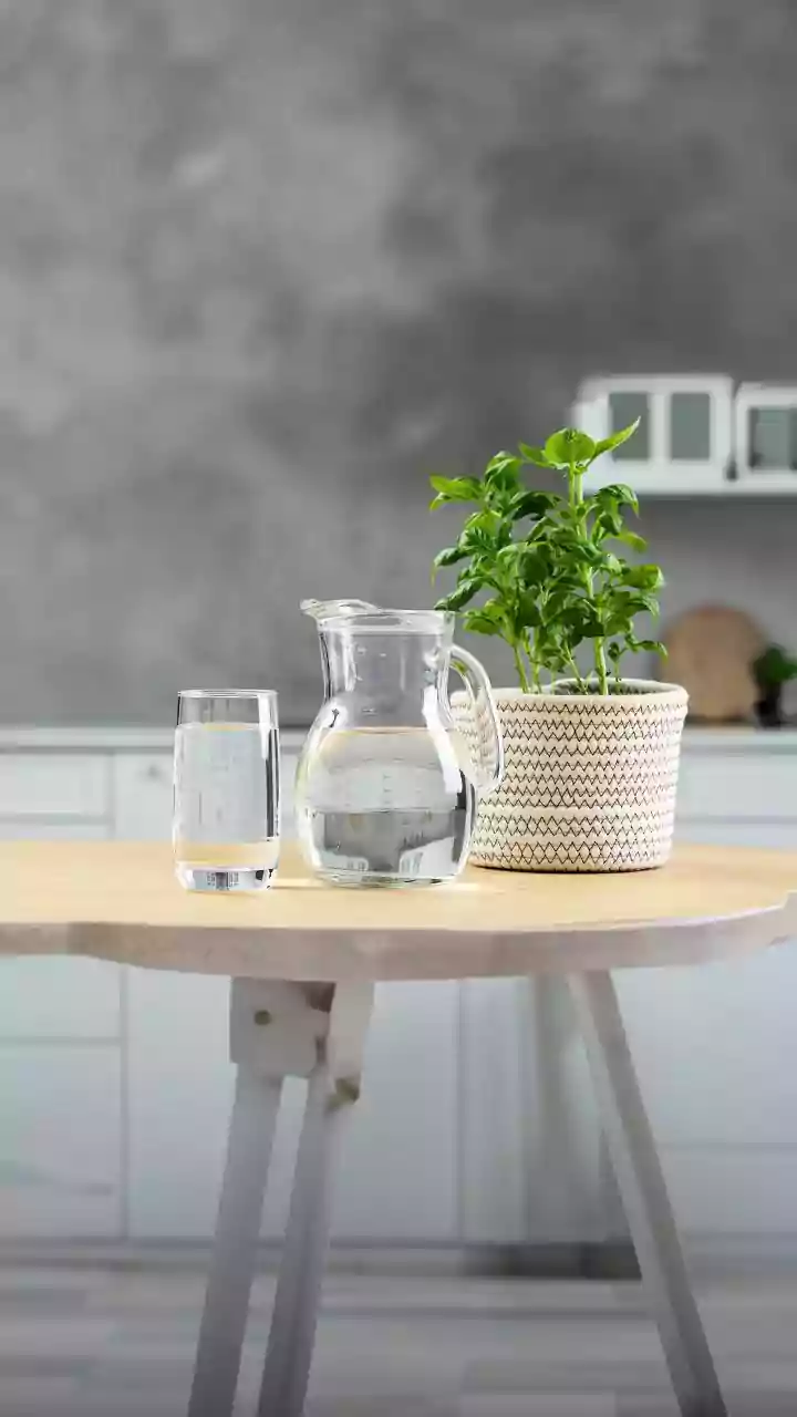 How To Use Woven Baskets For Organising Dining Tables And Kitchen Countertops Chicly