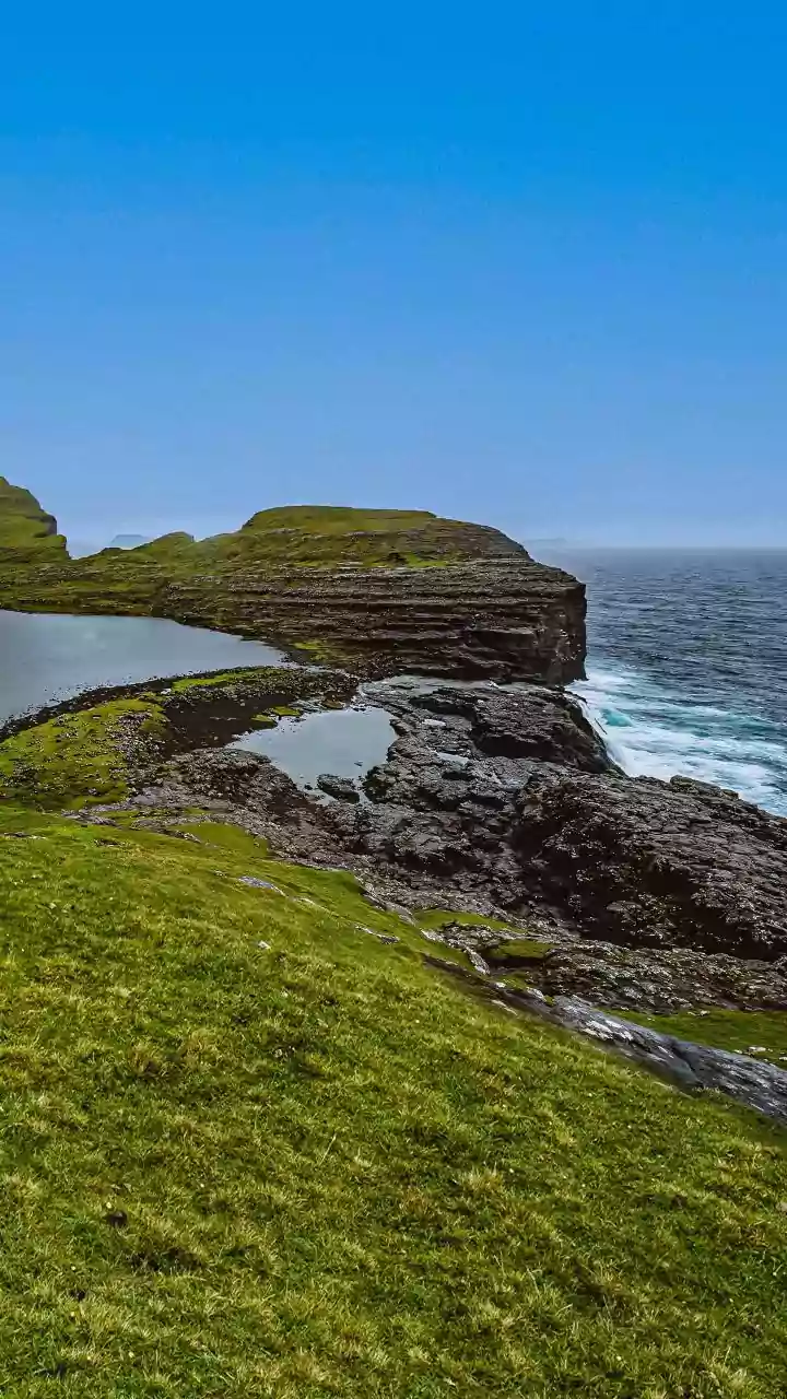 Sørvágsvatn: The Faroe Islands' Astonishing Lake That Appears to Float Above the Ocean